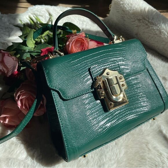 ♥️ LA'FESTIN Green mini Kelly style leather cross body purse, gold hardware - Picture 7 of 15